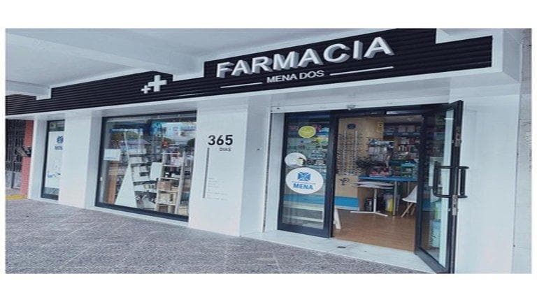 Farmacia Mena Dos  C.B.